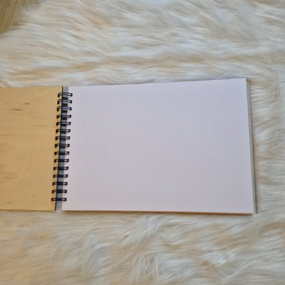 Gepersonaliseerd houten boek met eigen ontwerp