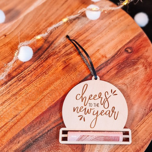 Houten geldhouder voor Nieuwjaar