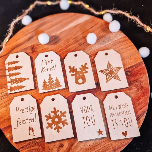 Set van 8 cadeau tags voor de feestdagen