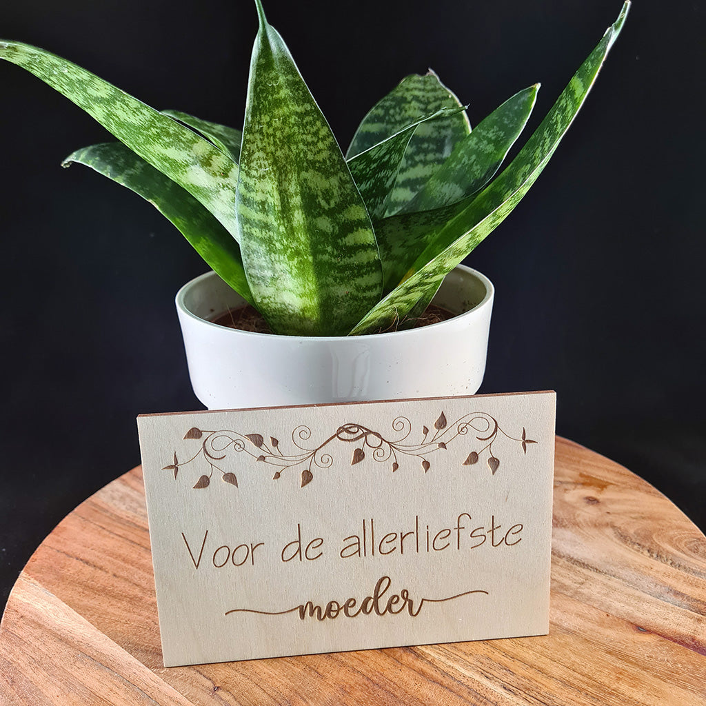 Houten wenskaart "Allerliefste moeder"
