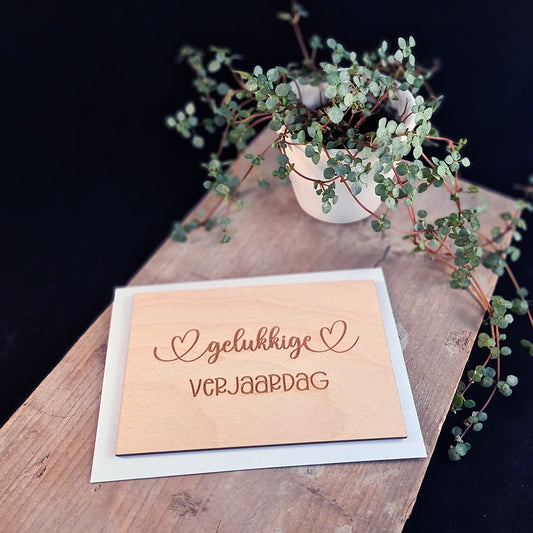 Houten wenskaart "Gelukkige verjaardag"