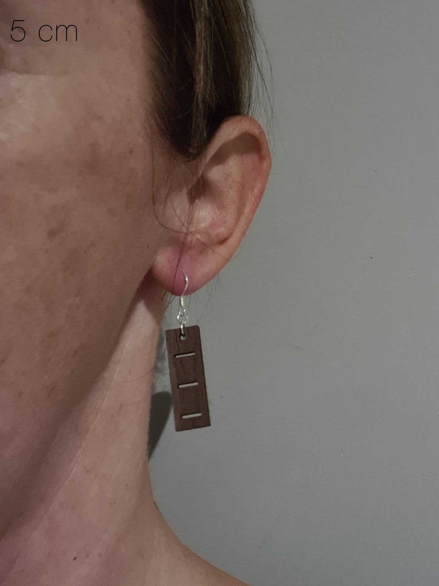 Houten staafjes met horizontale streepjes