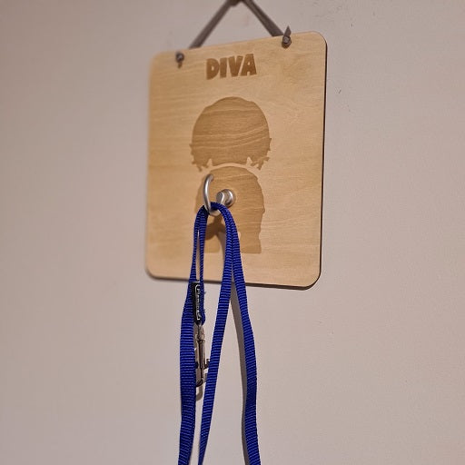 Kapstok voor hondenriem met naam