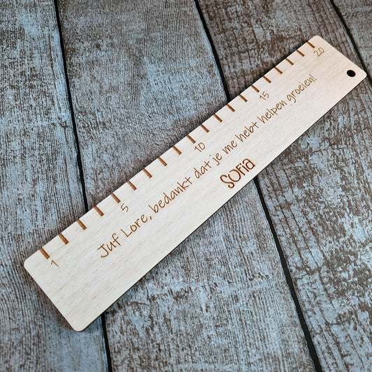 Houten meetlat "Juf of Meester"